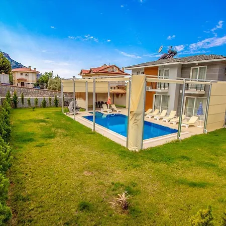 Opal Villa, Oezel Havuzlu, 빌라