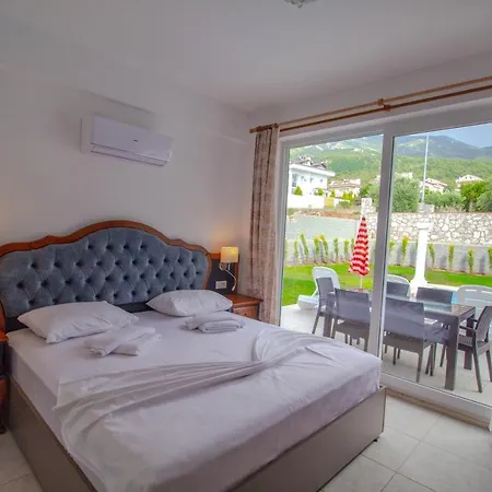 Opal Villa, Oezel Havuzlu, Villa *