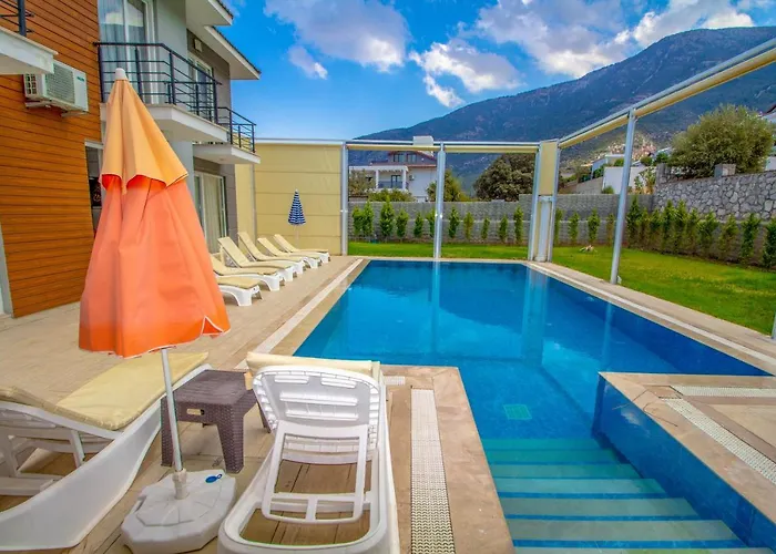 Opal Villa, Oezel Havuzlu, Вилла