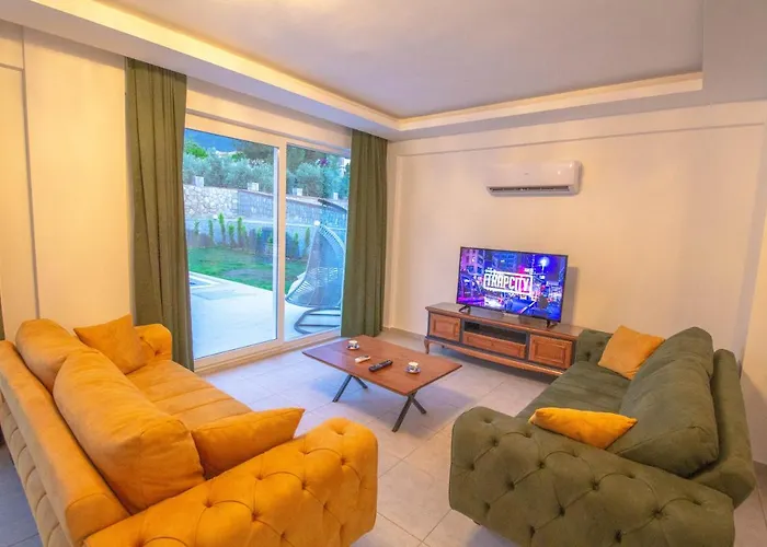 Vila Opal Villa, Oezel Havuzlu, *